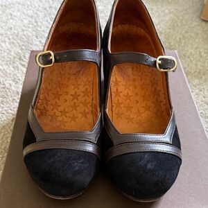 Chie Mihara Green and Black Suede Heels